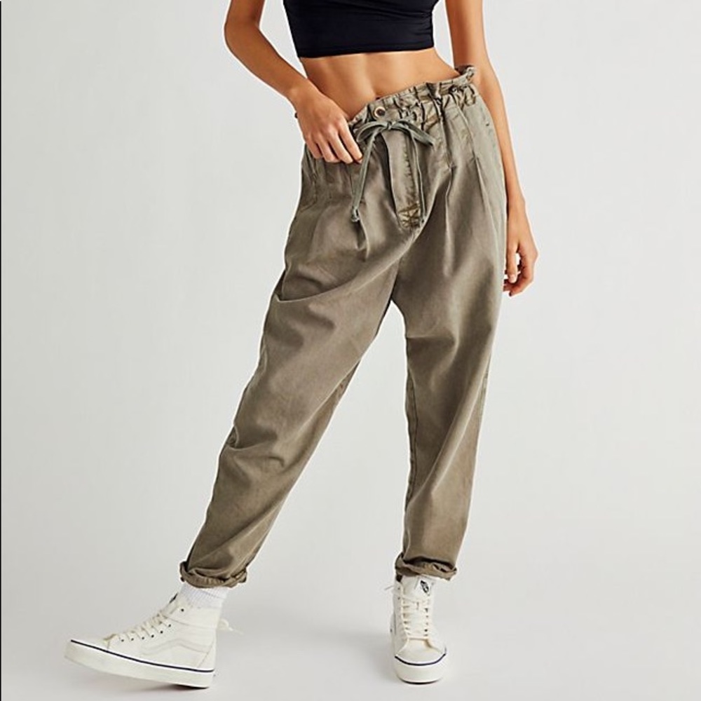 Free People Margate Pleated Trouser Sugar Kelp L